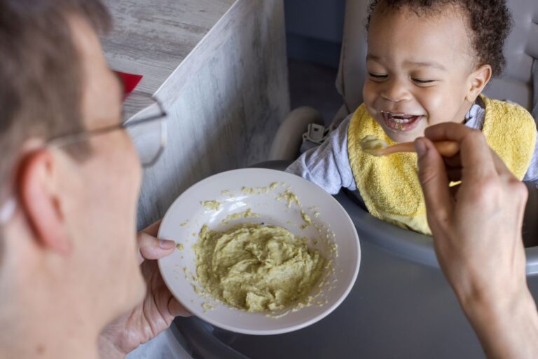How Much Baby Rice at 4 Months: A Comprehensive Guide